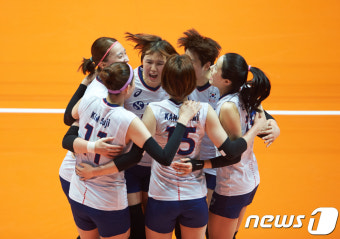 한국 여자배구, 안방에서 도미니카공화국에 패배…VNL 9연패