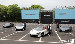 맥라렌 720S 스파이더 론칭