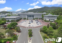 밀양시청 광장, 콘크리트 걷어내고 친환경 그린광장으로 탈바꿈