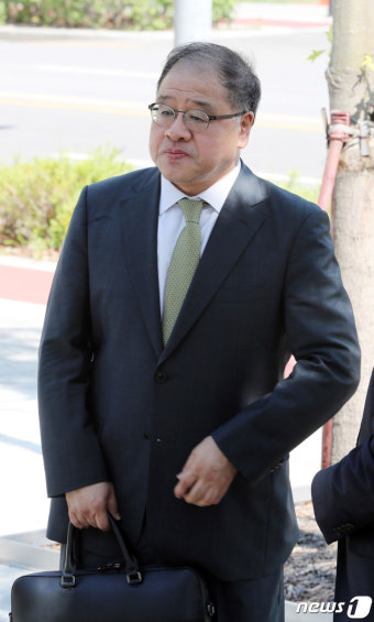 안종범, '세월호 특조위 방해' 1심서 무죄 선고