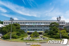 [인터뷰] 윤화섭 안산시장 시민 모두 활짝 웃는 생생도시 만들 것