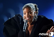 [N해외연예] 할리 베일리, 비욘세 커버로 주목→