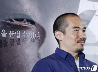 미키 데자키 감독, 日 외면하지 말아야 할 이야기