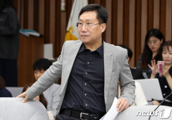 확대간부회의 참석하는 양정철