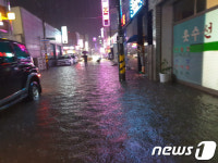 충남 4개 시·군 호우주의보… 부여 도심 일부 침수 피해 
