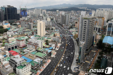 확장 개통한 남부순환로 디지털단지 오거리 도로