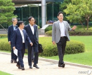 진짜 실력 나온다던 이재용…삼성, 위기에도 기술 초격차