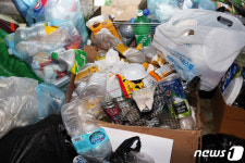 쓰레기 투기 버려진 양심에 강원 계곡이 앓고 있다