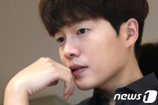 손승원, 무면허 음주운전 항소심에서도 '실형'…그는 누구?