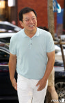 종방연 참석하는 이기영