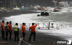 울산 해변서 파도 휩쓸려 실종된 20대남성 숨진 채 발견