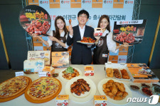 돈치킨 신메뉴 선보인 이경규