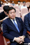 헌법재판소 선고 결과 기다리는 김철수 대한치과의사협회장