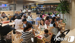 롯데백화점 중동점, 식품관 델리스낵 매장 전면개편