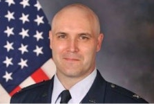 中, 무기 밀반입 협의로 전직 美공군 조종사 억류