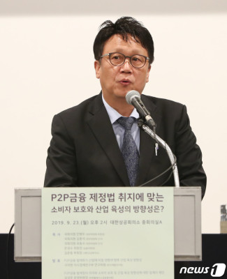 인사말하는 민병두 정무위원장 | 포토뉴스