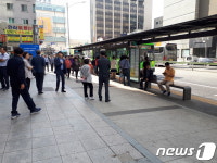 노점 난장판이 탁 트인 보행거리로…환골탈태 영등포 영중로