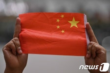 中, 美 기업제재에 함부로 몽둥이 휘두르지 말라