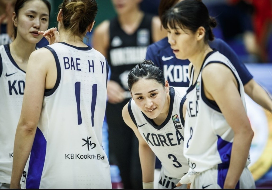 한국 여자농구, 박지수의 결정적인 위닝샷으로 2점 차로 뉴질랜드 꺾아 亞컵 첫 승리 달성!