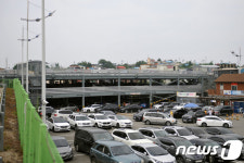 내년 속초관광수산시장 대형주차장 100면 확충