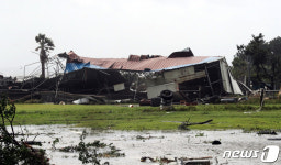 미탁 돌풍에 무너진 마사