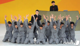 비와이 랩의 꽃이 피다