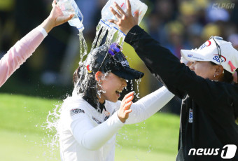 신인 임희정, KB금융 스타챔피언십 '와이어투와이어 우승'…시즌 3승