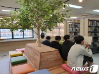 중랑구, 교육경비지원으로 재조성 봉화중 도서관 개관