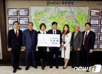 옥과 한우촌 김일재 대표, 곡성군 2호 아너 소사이어티 회원