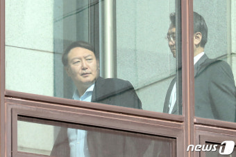 조국 전 장관 소환 앞둔 윤석열 검찰총장