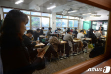 광주서 수능 치르던 수험생 과호흡으로 응급실행