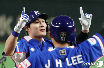 김하성 '우승하자!'