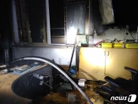 한밤 수원 초교 교실서 화재…컴퓨터 등 타 950여만원 재산피해