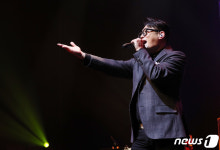 김현철, 팬들에게 보내는 힐링 노래