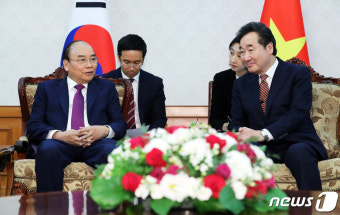 이낙연 총리, 베트남 총리 접견
