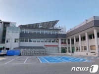 옥천군노인장애인복지관 현대식 건물로 단장