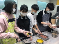 베리쿱, 학교 협동조합들과 아침밥프로젝트 전개