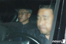 묵묵부답인 송병기 부시장