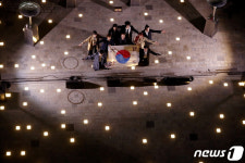 3·1독립선언광장에 민족대표 33인 표현 330개 바닥 조명 점등