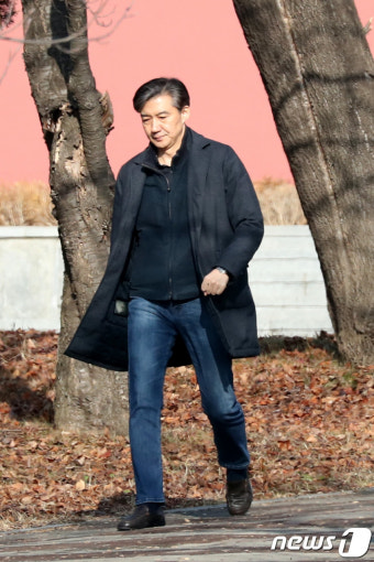 크리스마스 이브에 정경심 교수 면회온 조국 전 장관