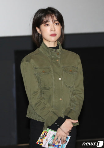 최성은, '시동' 무대 인사 왔어요