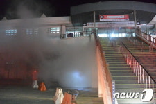 행담도휴게소·주택 등…밤새 충남서 화재 잇따라