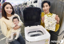 아기 옷은 따로 세탁하세요…홈플러스, 10만원대 미니세탁기 출시