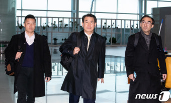 정은보, 한미 방위비분담협상 위해 출국
