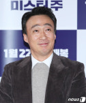 이성민, 따뜻한 미소