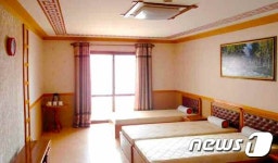 北, 평남에 새 양로원 완공…수십개 침실 완비