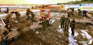 北, 모내기 앞두고 농사 준비 한창…대풍 안아들 열의