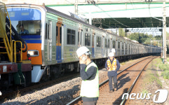 3호선 정발산역서 열차 고장, 출근 시민들 추위에 떨어