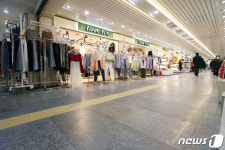 코로나19 추가 확진자 발생 종로 상권 흔들