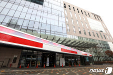 확진자 추가되며 환자 발길 뚝 끊긴 은평성모병원